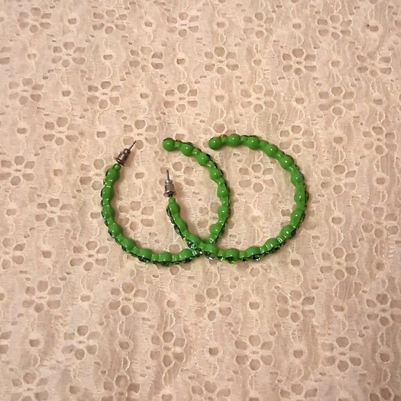 NEW Genuine Green Peridot Austrian Crystal Large Round Hoop Earrings 45mm - Picture 7 of 7